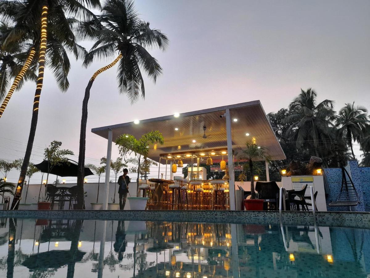 Hotel Goa Continental Arpora Exterior photo